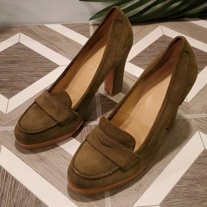 Talbots Suede Loafer 4" Heels Women Shoes Size 7M